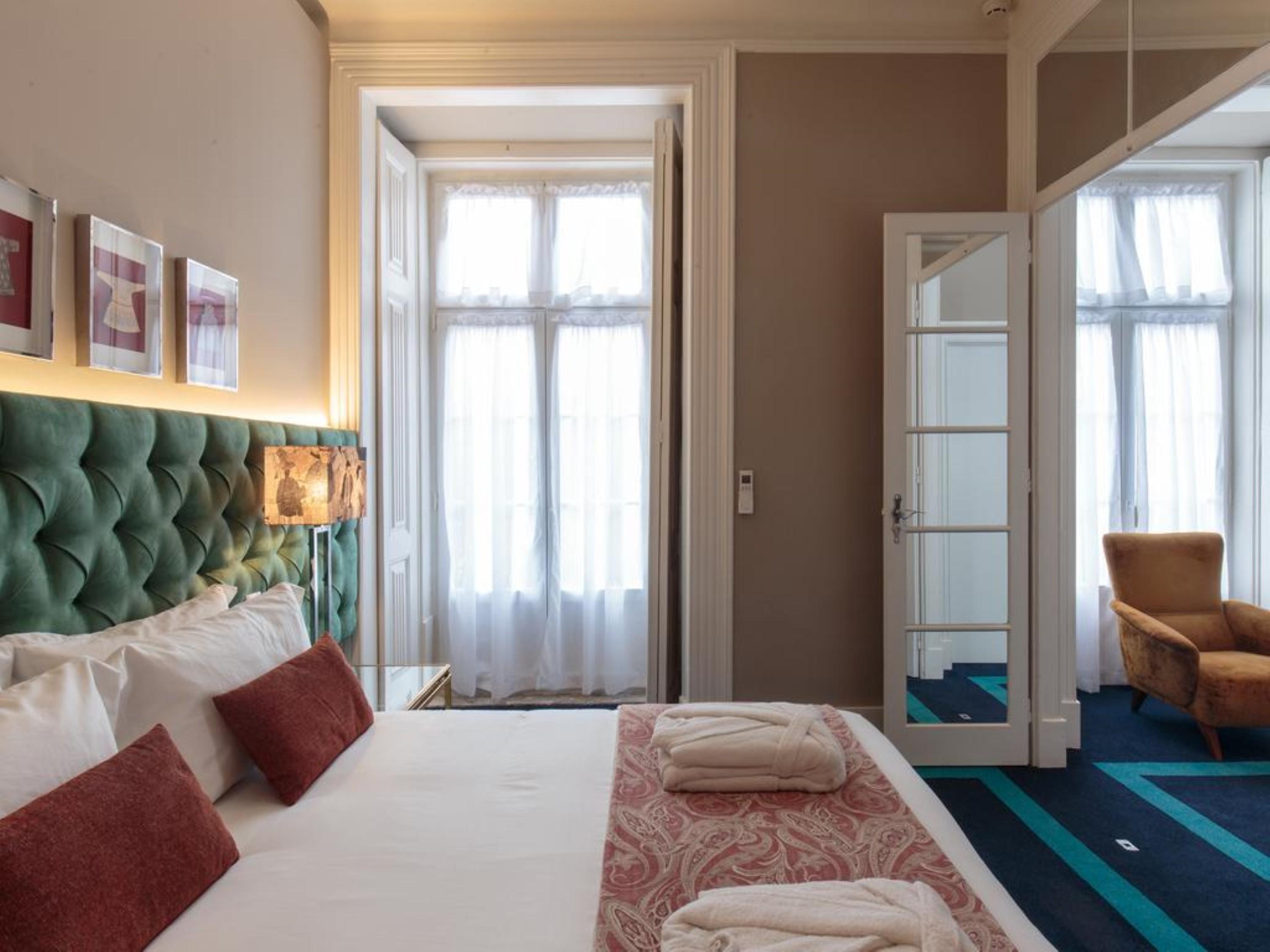 Bed & Breakfast Dear - Bordalo Palace Chiado Lisboa